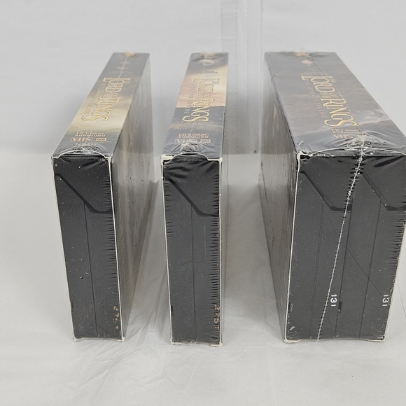 New factory sealed* VHS☆☆ Lord of the Rings trilogy♡ rare☆ collectable * - Picture 7 of 15